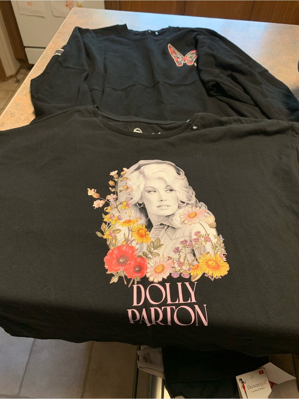 Dolly Parton/Dollywood Spirit Jersey  lot